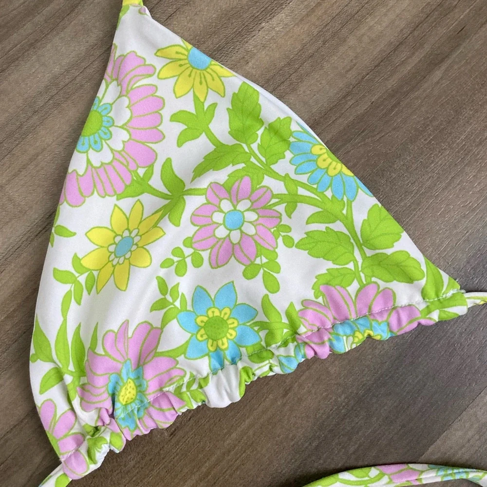 [Frankies Bikinis x Gigi Hadid] NWOT Tia Floral Bikini Top Medium